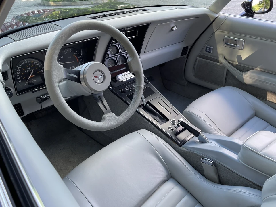 1982 Chevrolet Corvette - Image 19 of 31