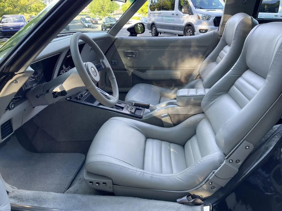 1982 Chevrolet Corvette - Image 13 of 31
