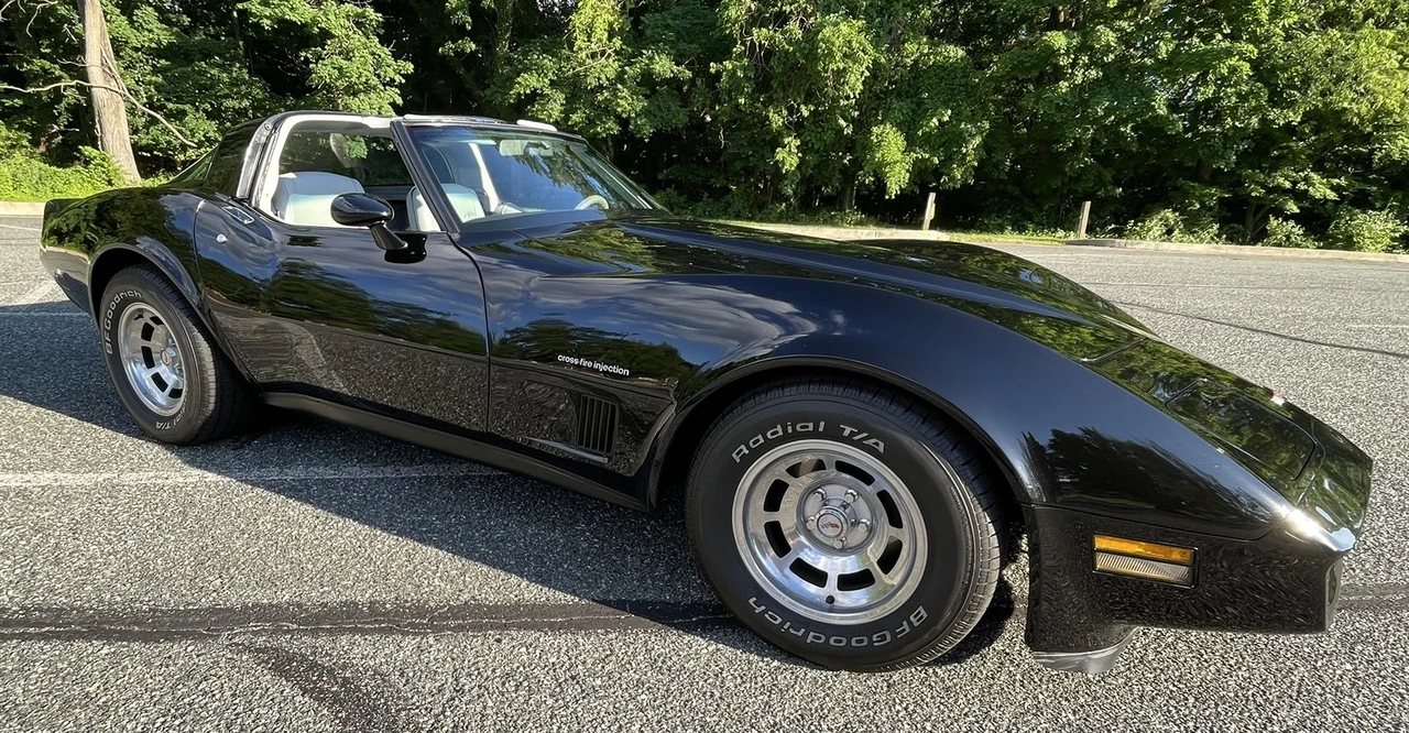1982 Chevrolet Corvette - Image 8 of 31