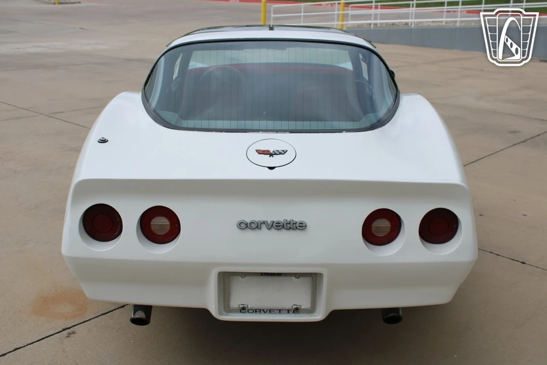 1982 Chevrolet Corvette C3 - Image 14 of 21