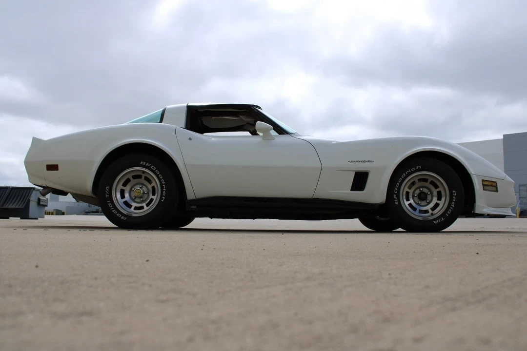 1982 Chevrolet Corvette C3 - Image 9 of 12