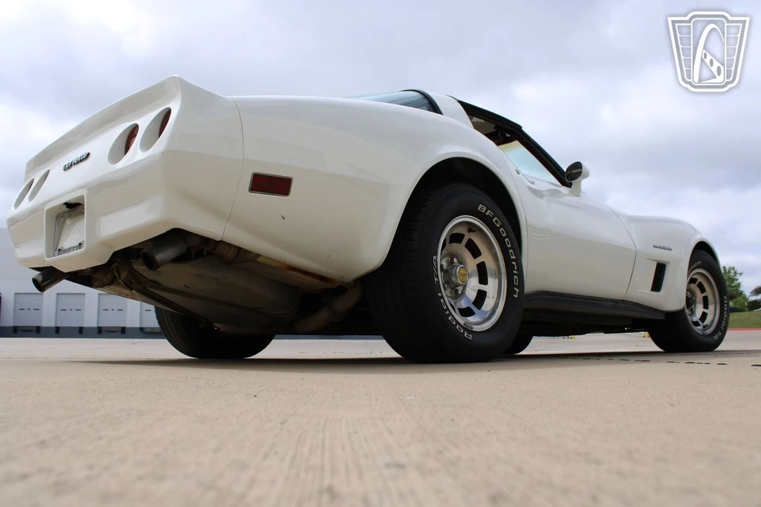 1982 Chevrolet Corvette C3 - Image 19 of 21