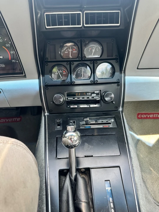 1982 Chevrolet Corvette C3 - Image 16 of 27