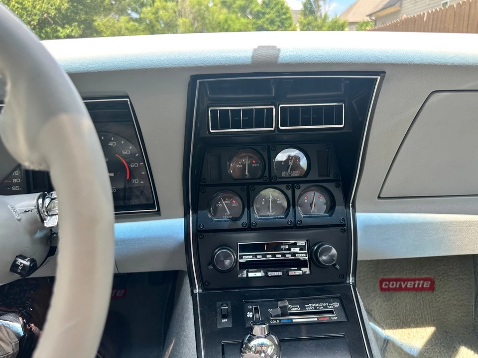1982 Chevrolet Corvette C3 - Image 14 of 27