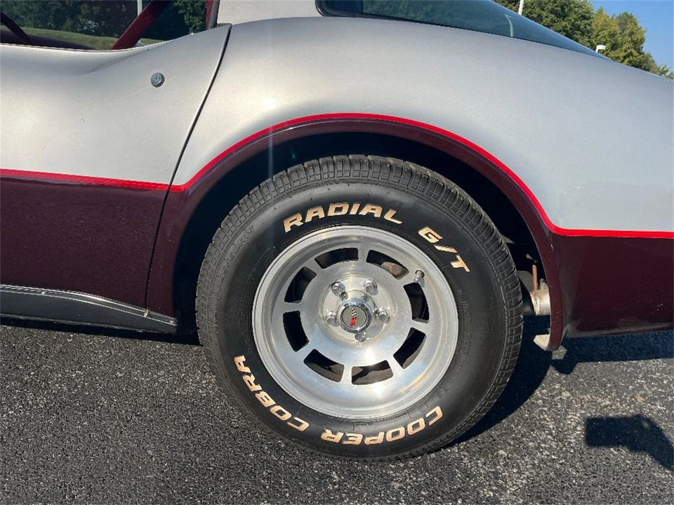 1982 Chevrolet Corvette C3 - Image 19 of 31