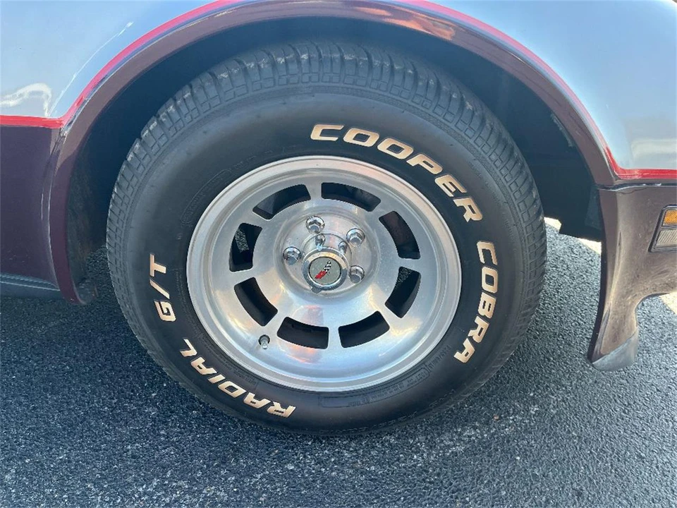 1982 Chevrolet Corvette C3 - Image 21 of 31