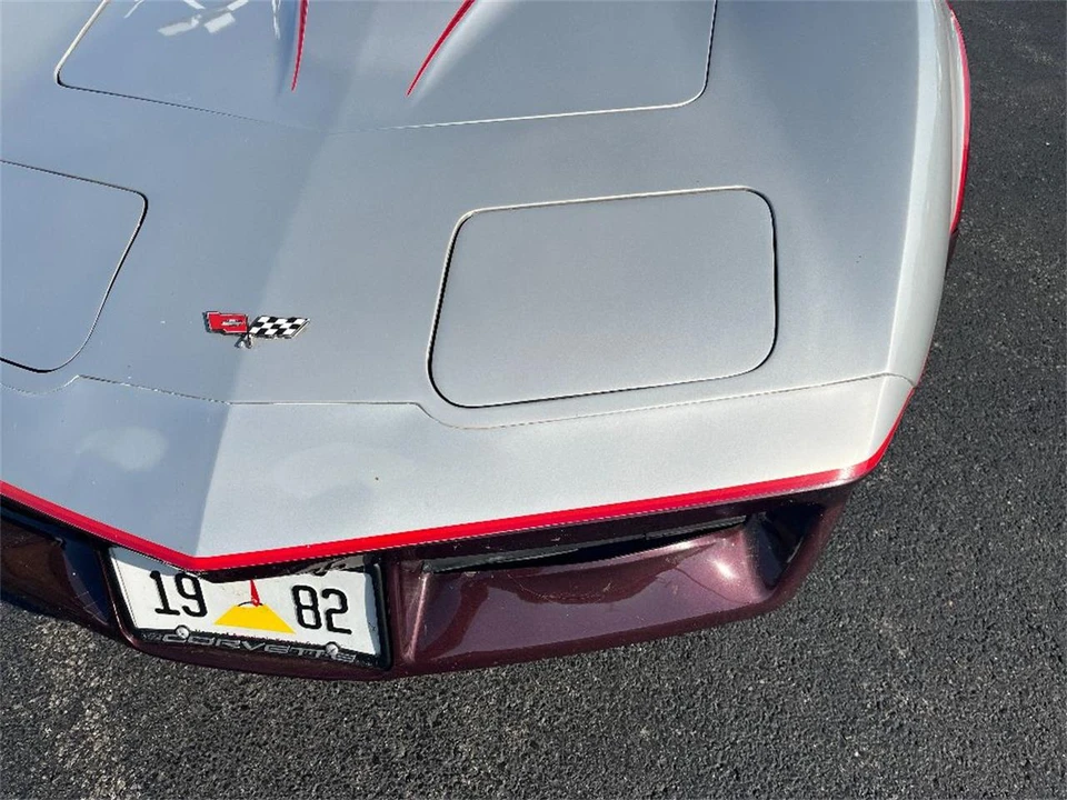 1982 Chevrolet Corvette C3 - Image 15 of 31