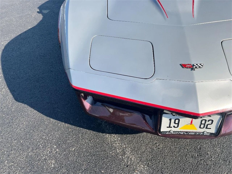 1982 Chevrolet Corvette C3 - Image 14 of 31