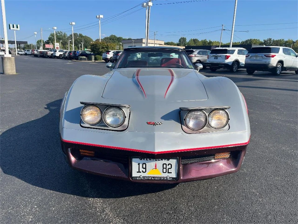 1982 Chevrolet Corvette C3 - Image 2 of 31