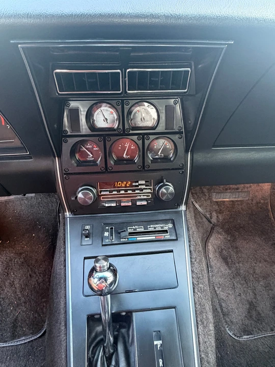 1982 Chevrolet Corvette C3 - Image 15 of 25