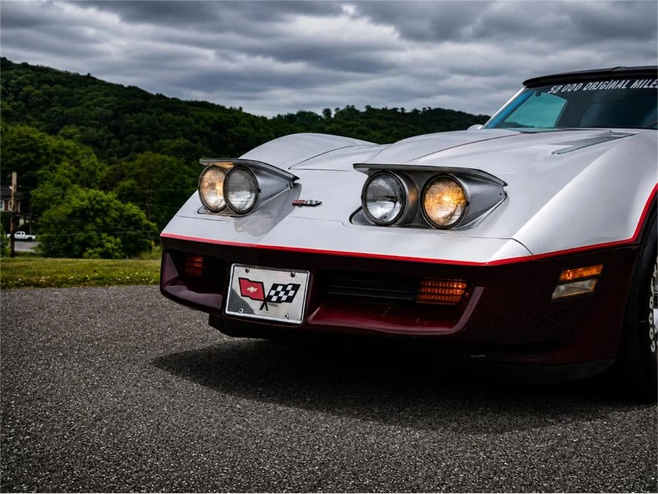 1982 Chevrolet Corvette C3 - Image 2 of 31
