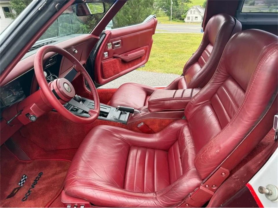 1982 Chevrolet Corvette C3 - Image 13 of 31