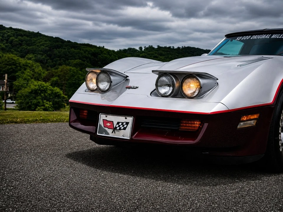 1982 Chevrolet Corvette C3 - Image 2 of 31