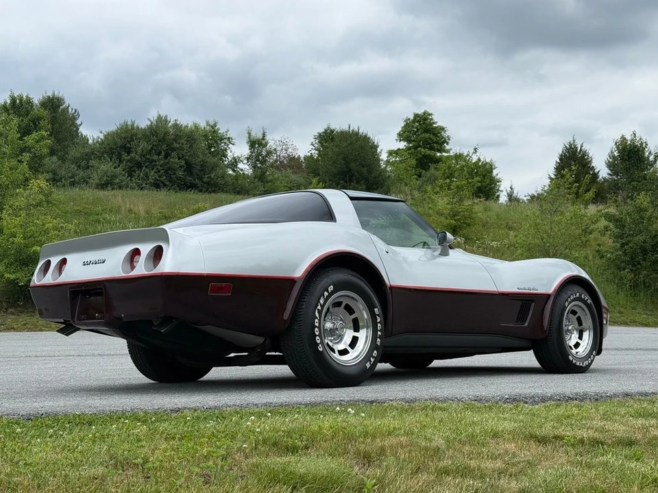 1982 Chevrolet Corvette C3 - Image 6 of 31