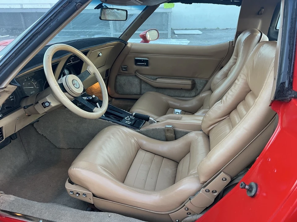 1982 Chevrolet Corvette C3 - Image 17 of 21