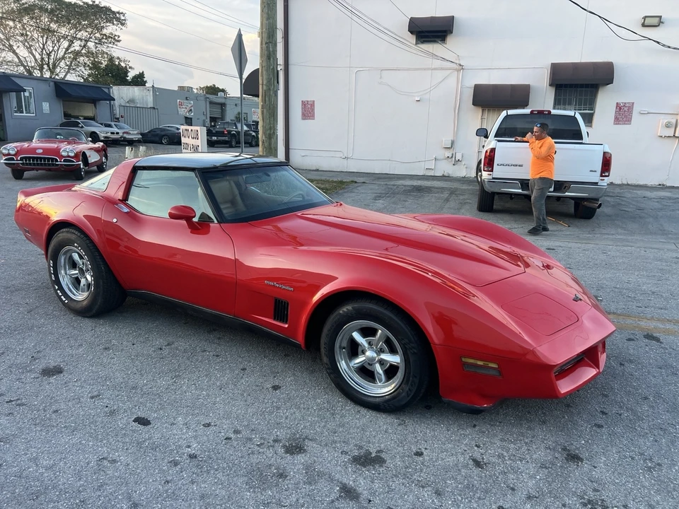 1982 Chevrolet Corvette C3 - Image 13 of 21