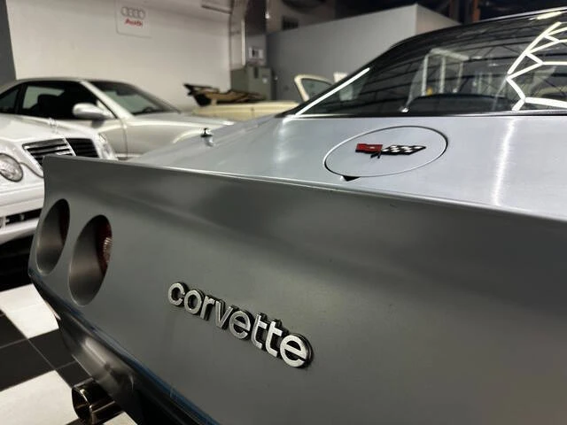 1982 Chevrolet Corvette C3 - Image 28 of 31