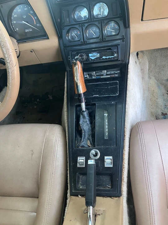 1982 Chevrolet Corvette C3 - Image 11 of 17