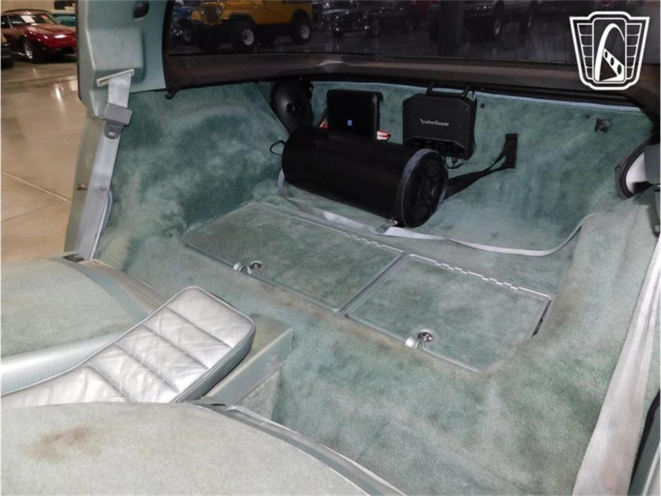 1982 Chevrolet Corvette C3 - Image 2 of 31