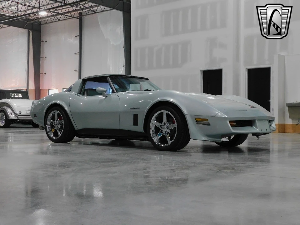 1982 Chevrolet Corvette C3 - Image 15 of 21