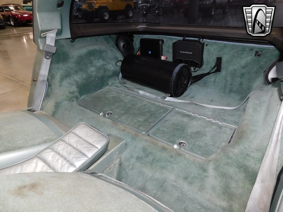1982 Chevrolet Corvette C3 - Image 10 of 12