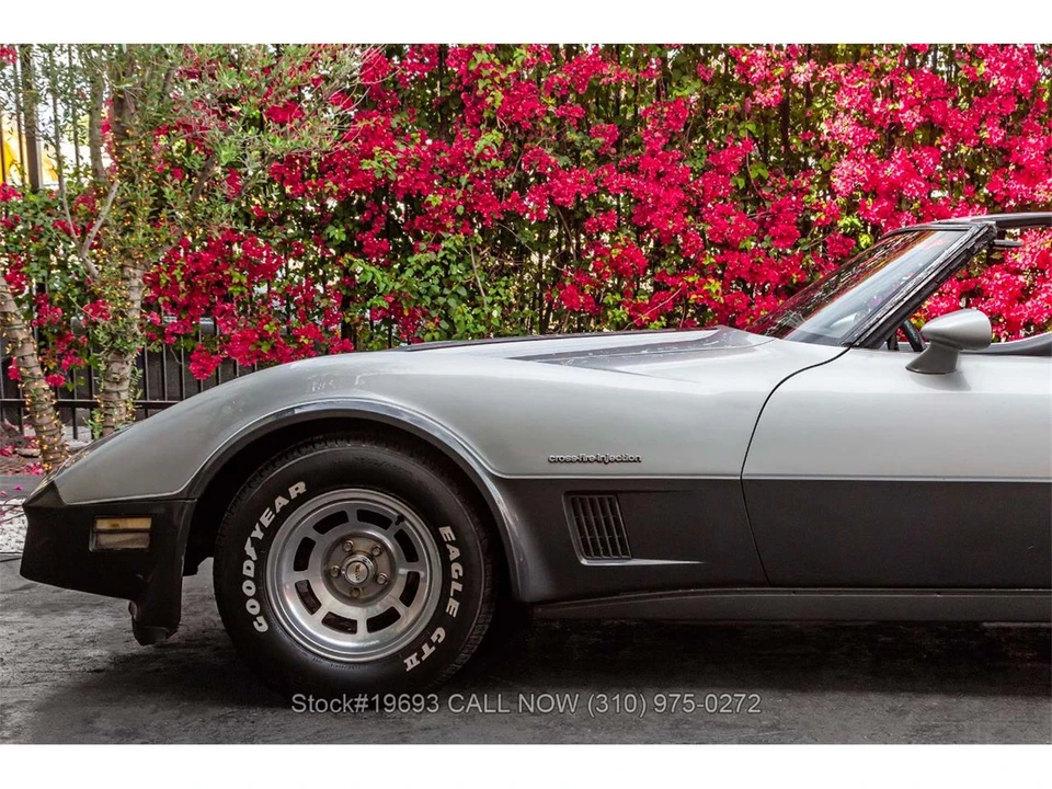 1982 Chevrolet Corvette C3 - Image 17 of 31