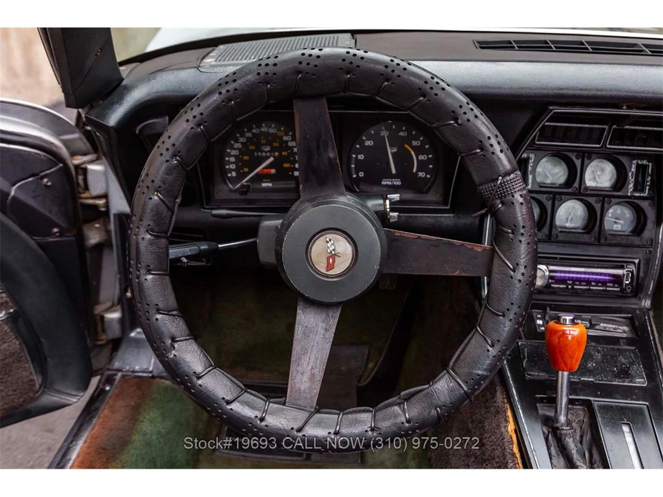 1982 Chevrolet Corvette C3 - Image 23 of 31