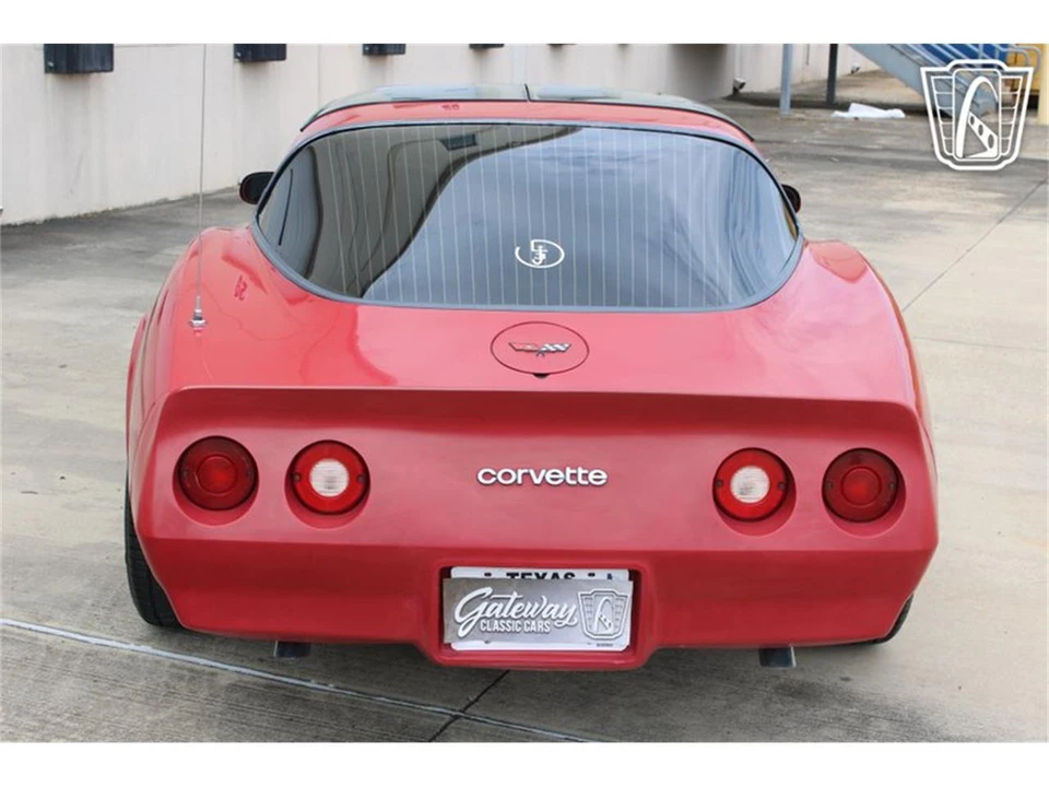1982 Chevrolet Corvette C3 - Image 12 of 31