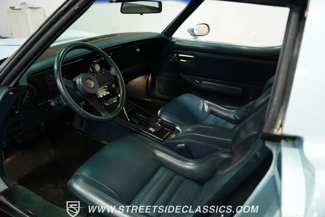 1982 Chevrolet Corvette C3 - Image 5 of 12