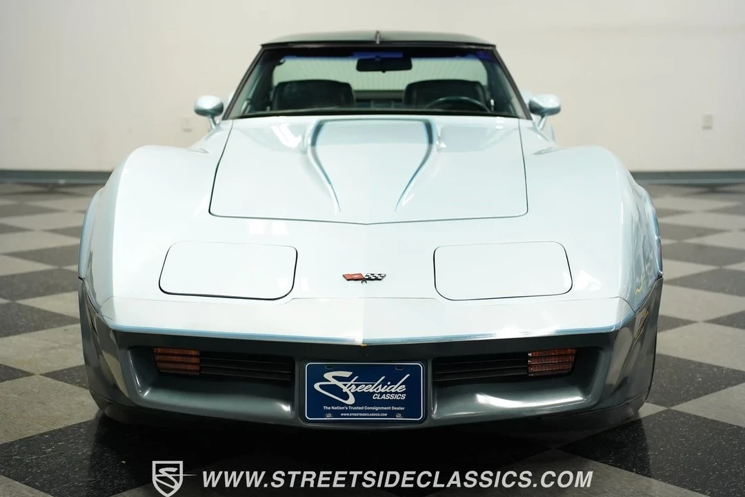 1982 Chevrolet Corvette C3 - Image 18 of 21