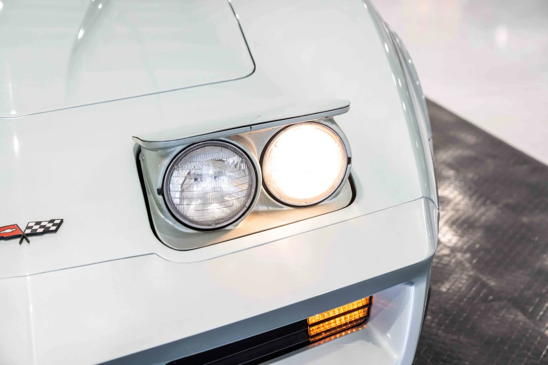 1982 Chevrolet Corvette C3 - Image 14 of 31