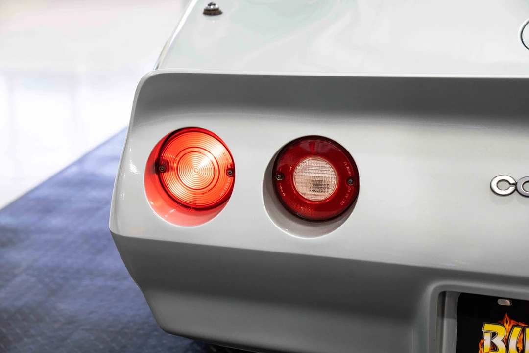 1982 Chevrolet Corvette C3 - Image 17 of 31