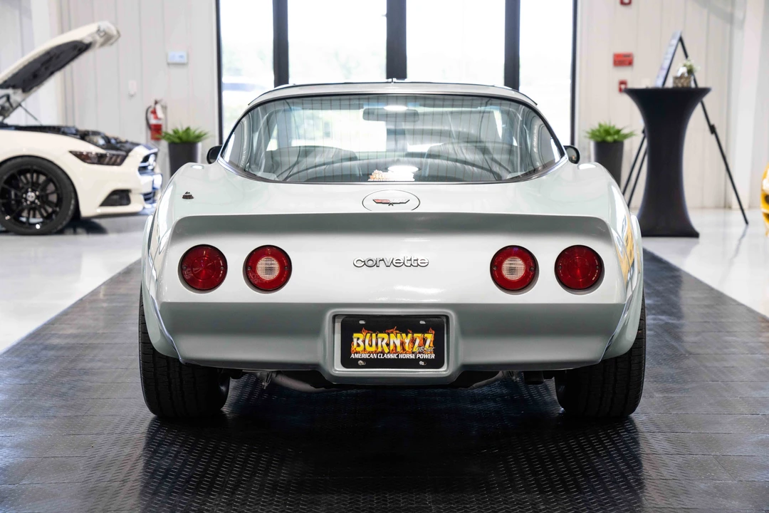1982 Chevrolet Corvette C3 - Image 6 of 31