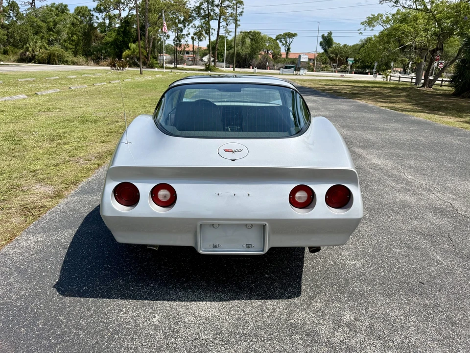 1982 Chevrolet Corvette C3 - Image 14 of 31