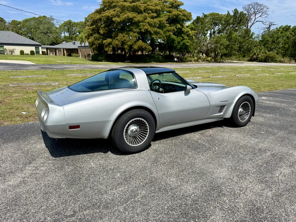 1982 Chevrolet Corvette C3 - Image 11 of 31