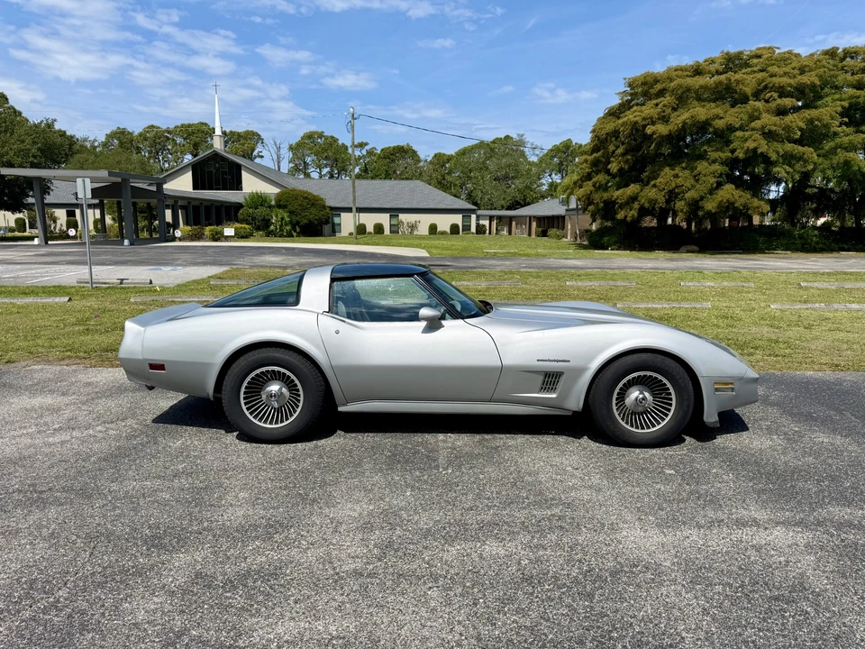 1982 Chevrolet Corvette C3 - Image 10 of 31
