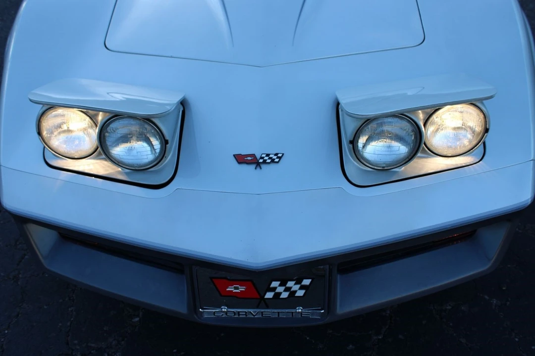 1982 Chevrolet Corvette C3 - Image 17 of 21
