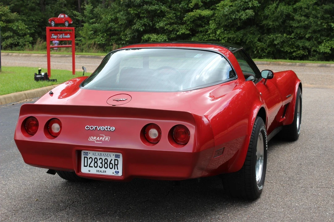 1982 Chevrolet Corvette C3 - Image 12 of 24