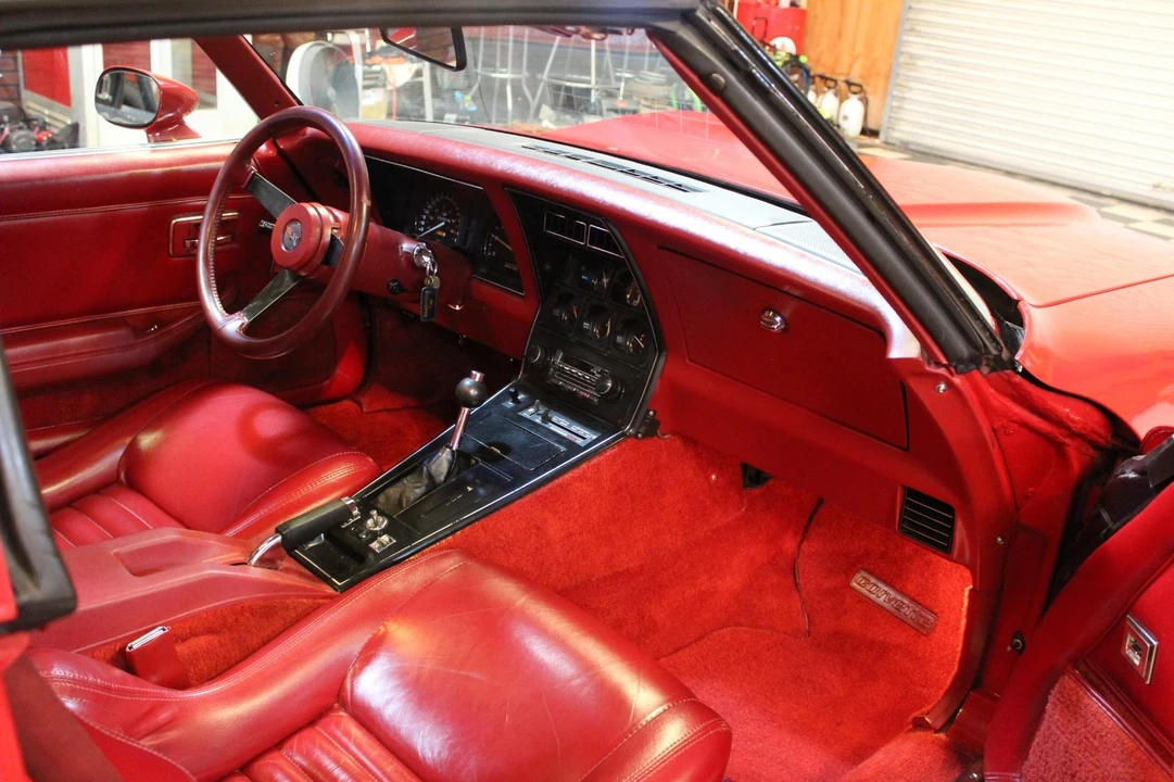 1982 Chevrolet Corvette C3 - Image 15 of 24