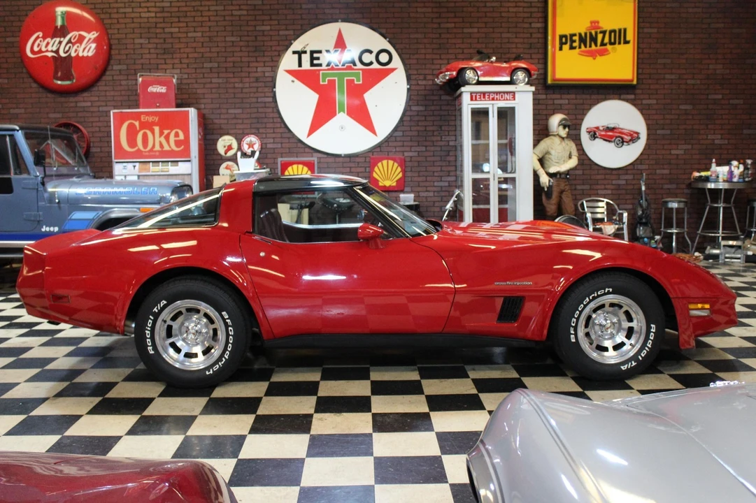 1982 Chevrolet Corvette C3 - Image 7 of 24