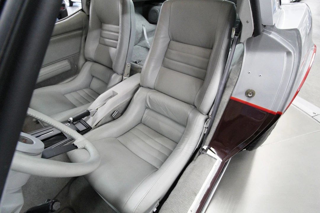 1982 Chevrolet Corvette C3 - Image 23 of 31