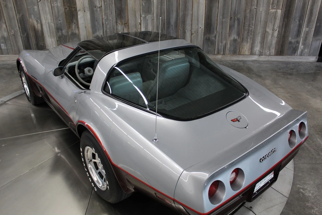 1982 Chevrolet Corvette C3 - Image 17 of 21