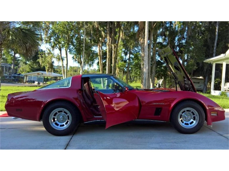 1982 Chevrolet Corvette C3 - Image 6 of 19