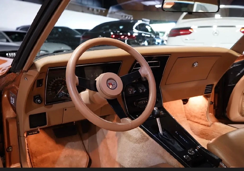 1982 Chevrolet Corvette C3 - Image 18 of 21