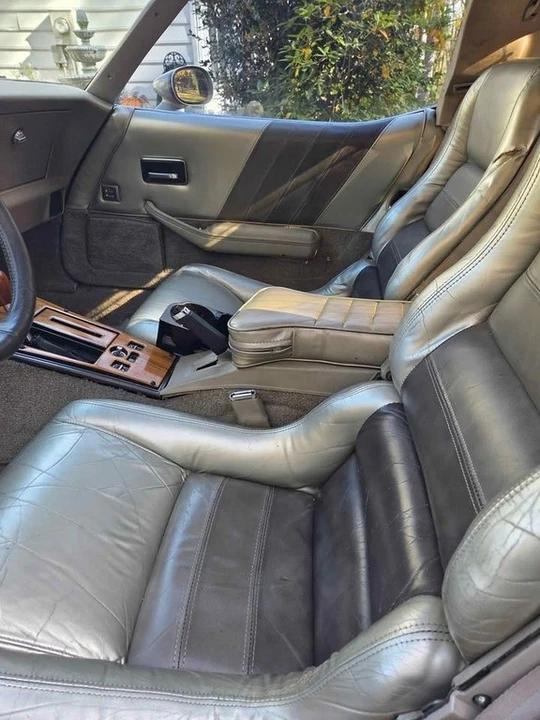 1982 Chevrolet Corvette C3 - Image 6 of 12