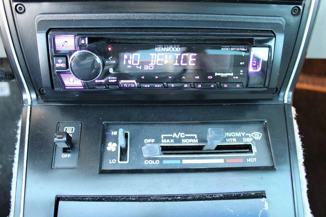1982 Chevrolet Corvette C3 - Image 27 of 31