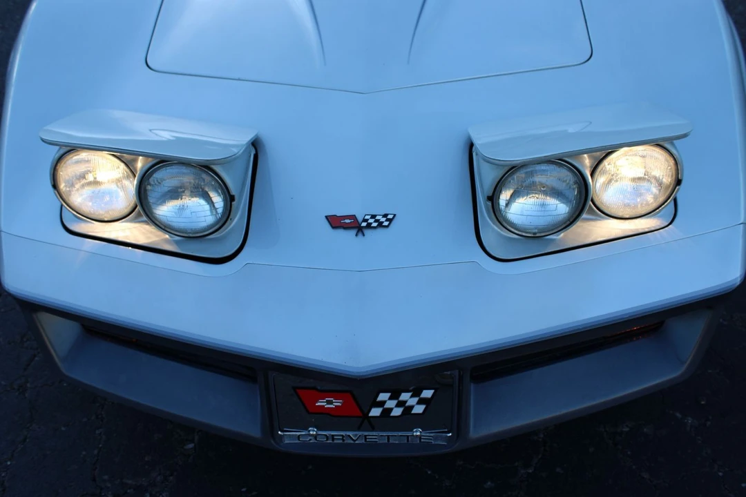 1982 Chevrolet Corvette C3 - Image 17 of 31