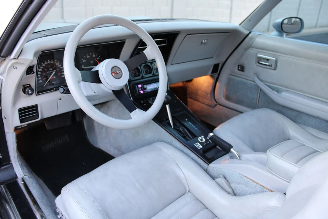 1982 Chevrolet Corvette C3 - Image 22 of 31