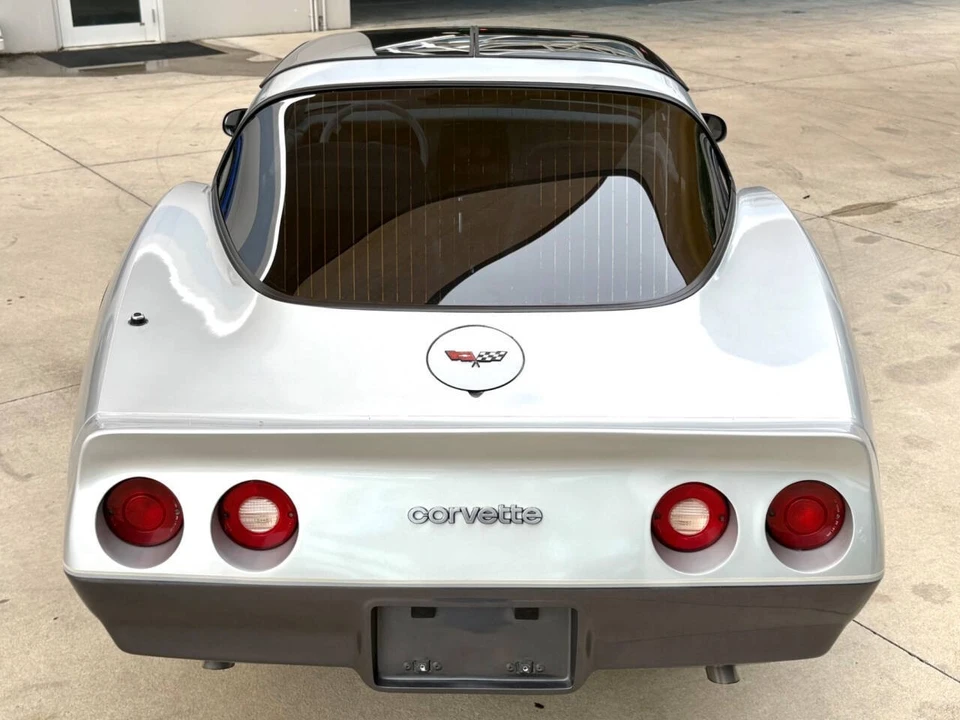 1982 Chevrolet Corvette C3 - Image 8 of 21