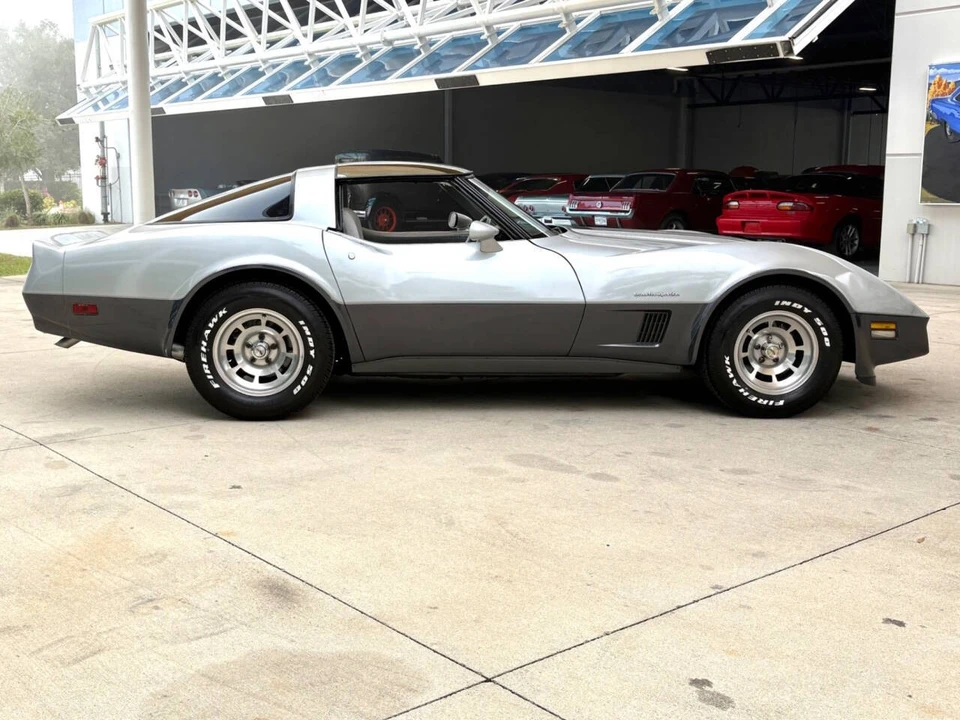 1982 Chevrolet Corvette C3 - Image 5 of 21